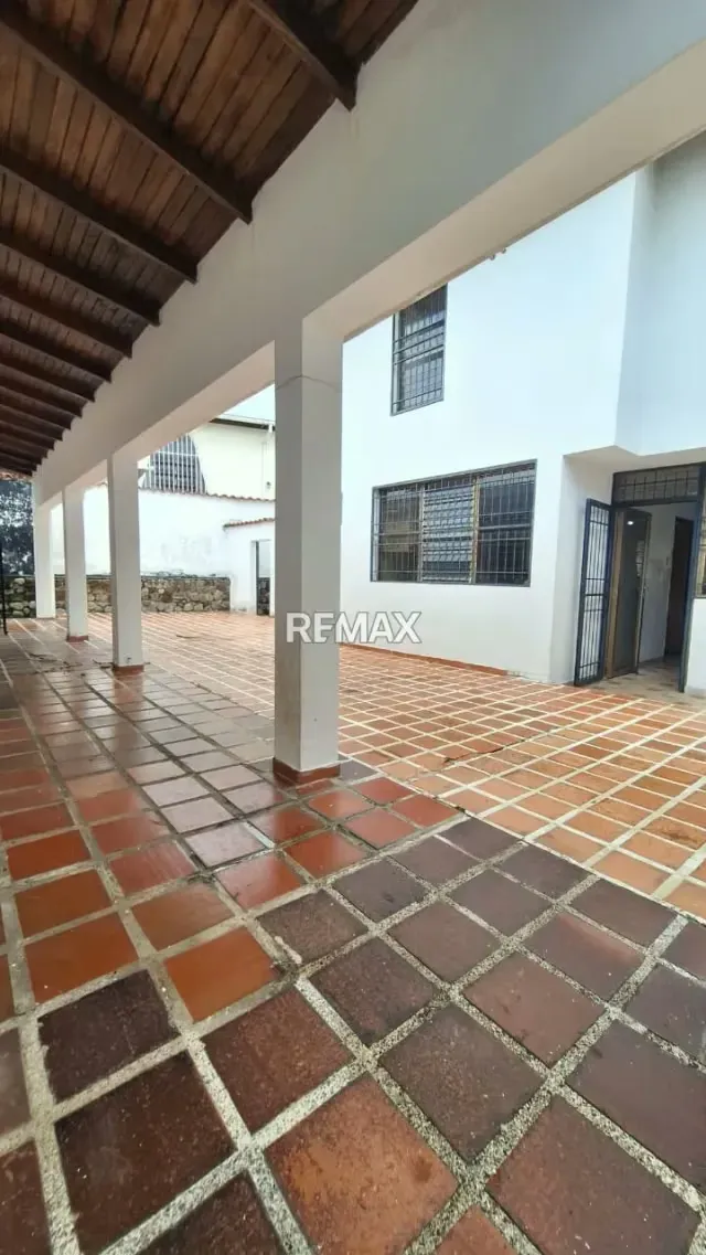 Casa en Alquiler - 5