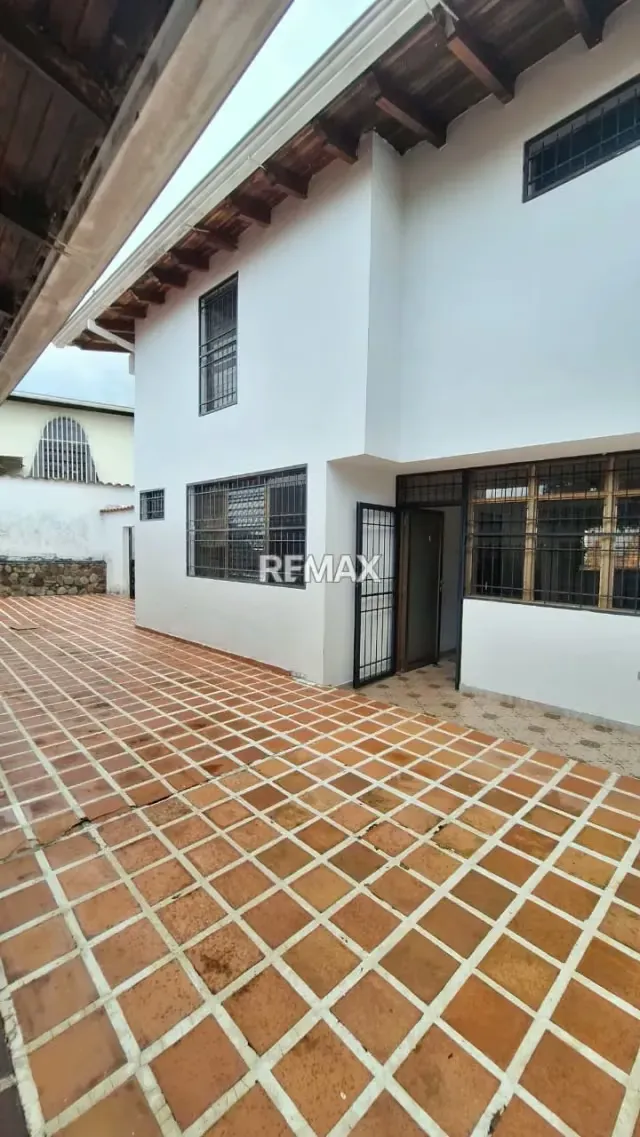 Casa en Alquiler - 6