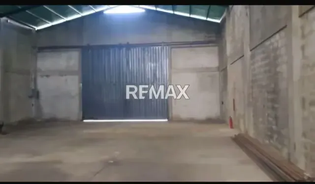 VENDO GALPÓN 500mts2 AV CIRCUNVALACIÓN - 2