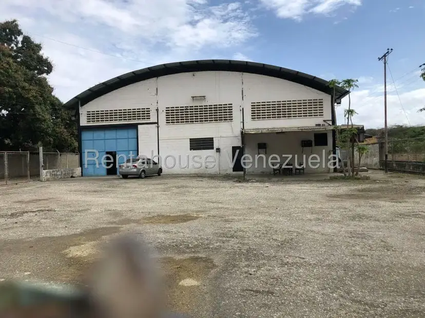 Comercial (Galpon - Deposito) en Venta en Mata Linda, Miranda