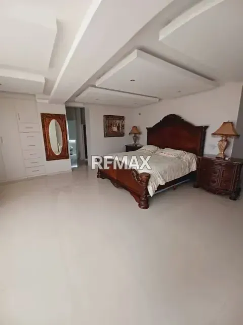 Exclusivo Apartamento en Venta - Residenci Coral Flower ​Ubicación: Sector Juanico, Maturín. - 2