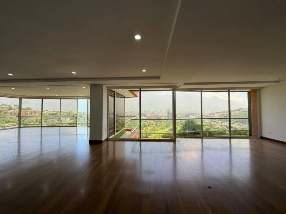 Se vende/alquila Apto 387m² 4h+2s/5b+s/5p Colinas de Valle Arriba - 11