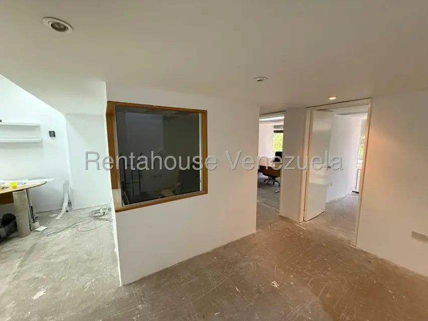 Oficina en Venta en Prados del Este, Distrito Metropolitano - 19