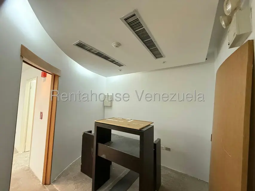 Oficina en Venta en Prados del Este, Distrito Metropolitano - 21