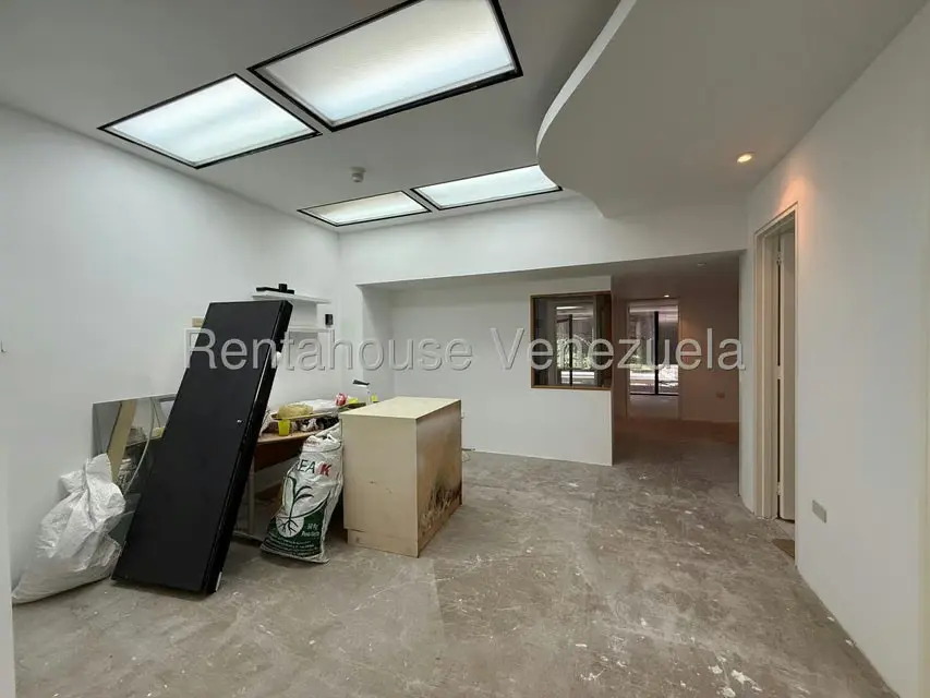 Oficina en Venta en Prados del Este, Distrito Metropolitano - 22