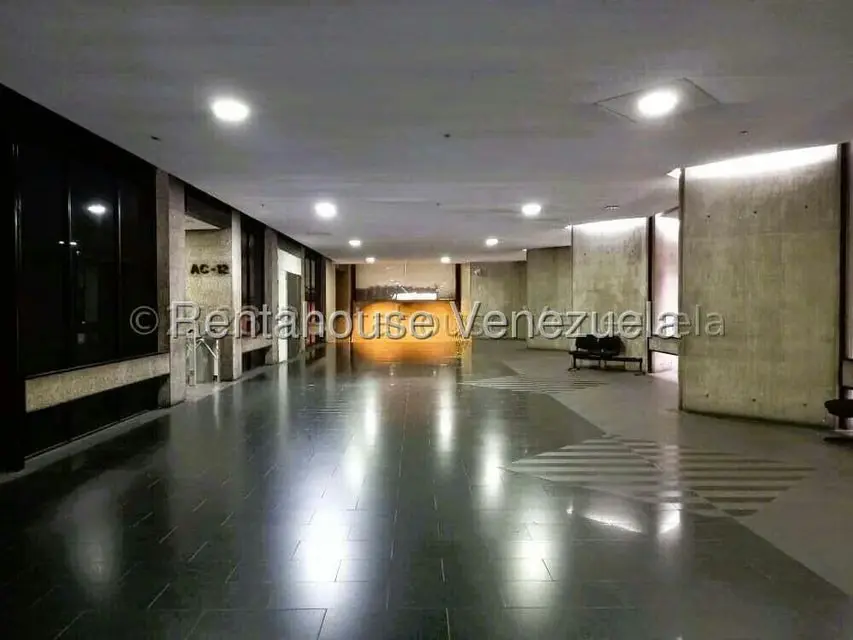 Oficina en Venta en Prados del Este, Distrito Metropolitano - 26