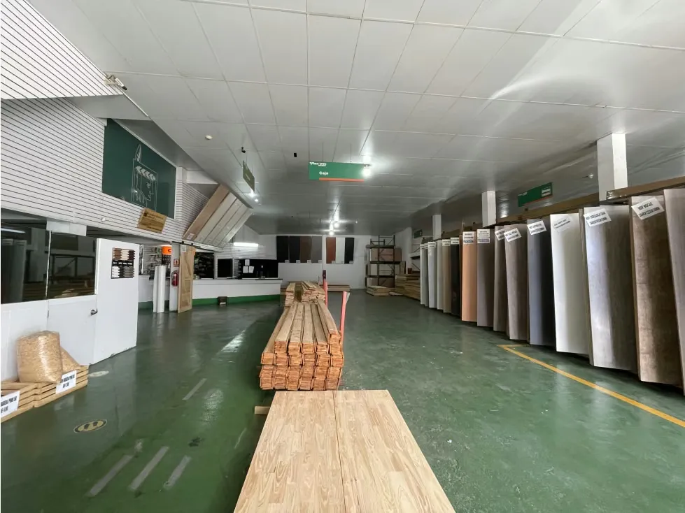 En venta galpón de 2.000m2 en La Naya - 2