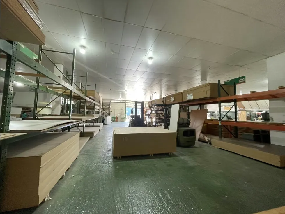 En venta galpón de 2.000m2 en La Naya - 5