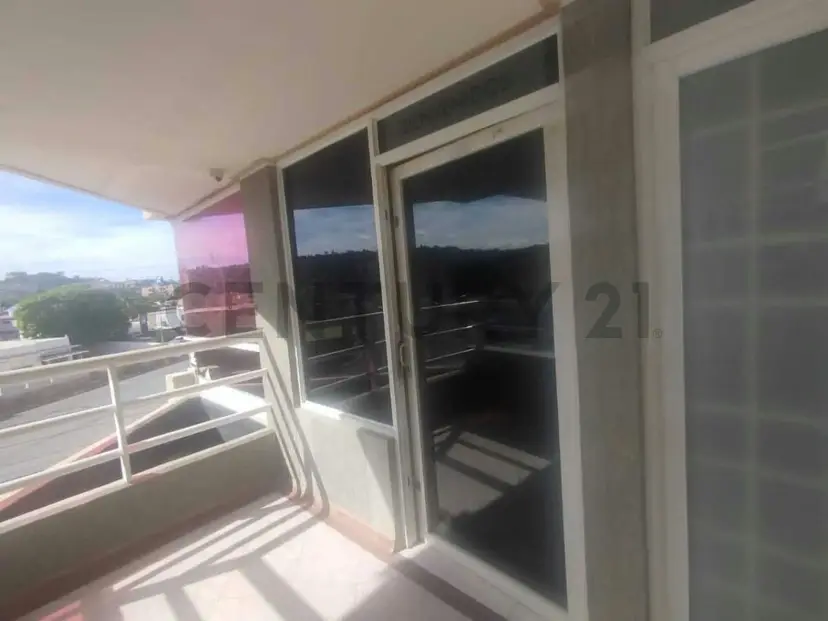 CENTURY 21 Cumana Gold ofrece en venta oficina o consultorio médico