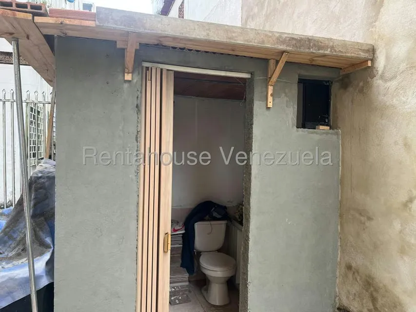 Apartamento (1 Nivel) en Alquiler en Las Acacias, Distrito Metropolitano - 23