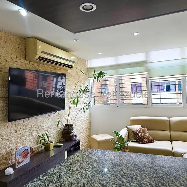 Apartamento (1 Nivel) en Venta en Los Naranjos Humboldt, Distrito Metropolitano - 3