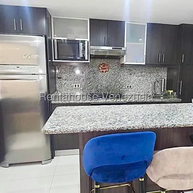 Apartamento (1 Nivel) en Venta en Los Naranjos Humboldt, Distrito Metropolitano - 4