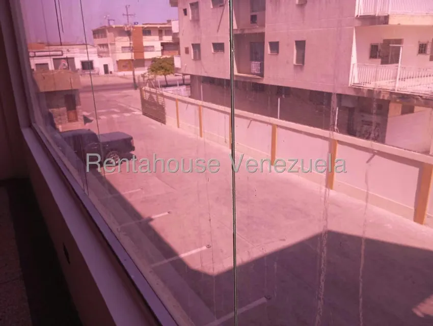 Local Comercial en Alquiler en Cristobal Colon, Zulia - 7