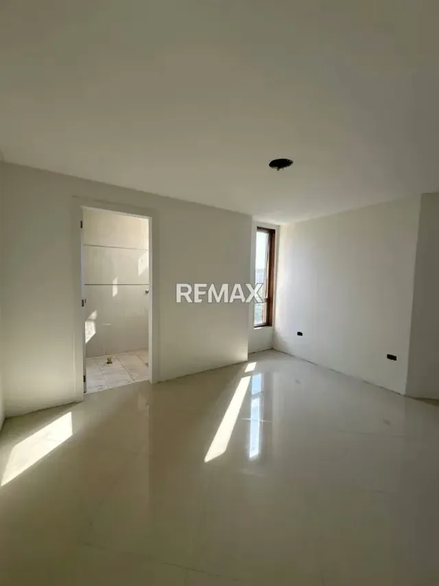 En Venta Lujoso Apartamento en Manhattan Suites, Urbanización la Soledad de Maracay - 8
