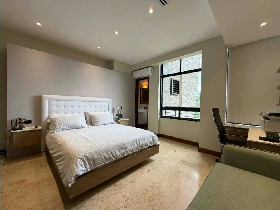 Apartamento PentHouse en Los Samanes (con terraza y vista) - 10