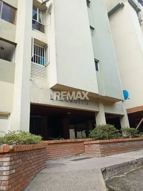 EN ALQUILER Apartamento Anexo ubicado en Residencias el Tama