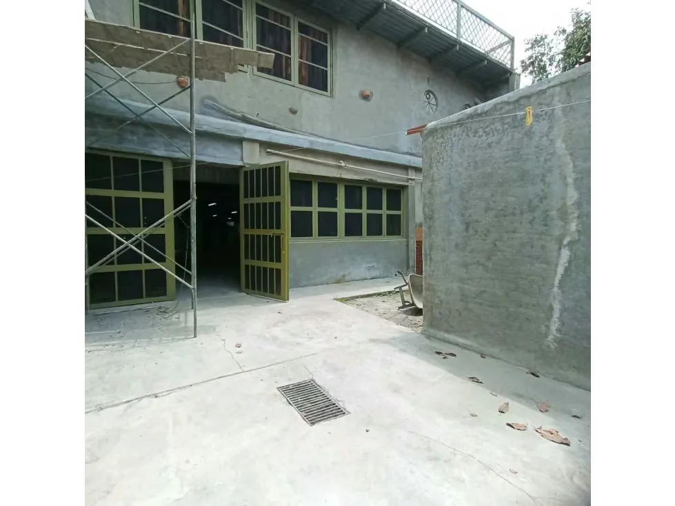 Alquilo local comercial 500m2 Pueblo del Hatillo 9812 - 7