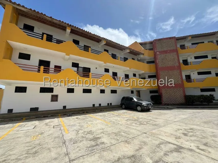 Apartamento (1 Nivel) en Venta en Boca de Aroa, Falcon - 2