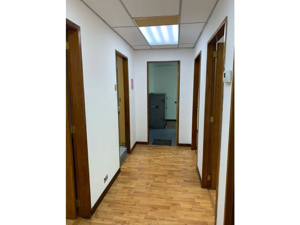 Se alquila oficina 150m2 Parque Cristal Los Palos Grandes 9022 - 10