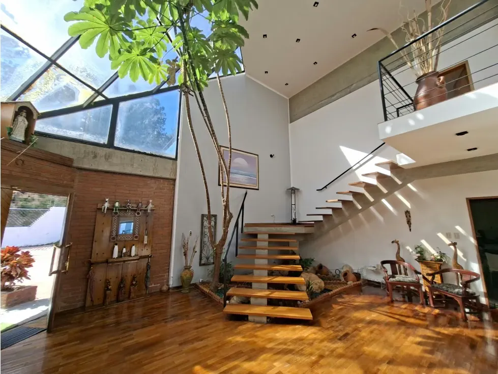 Venta Casa Urb. Monte Elena 10.000mts terreno 500 mts construccion
