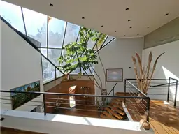 View 25