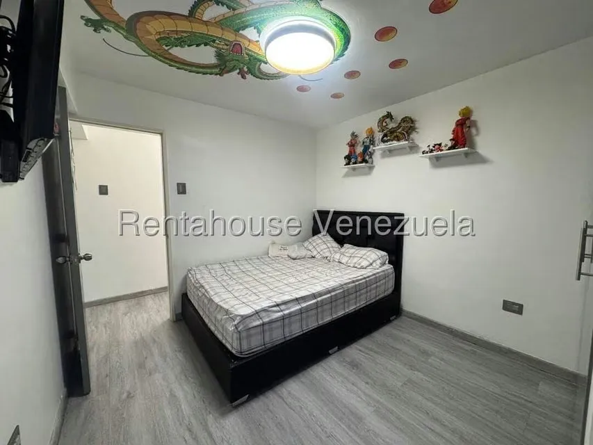 Apartamento (1 Nivel) en Venta en Santa Monica, Distrito Metropolitano - 16