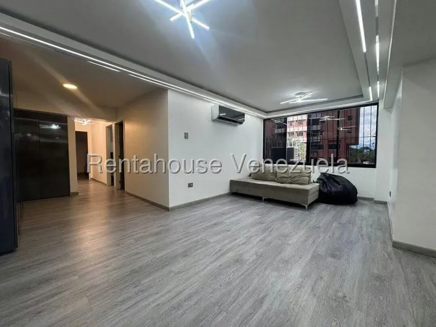 Apartamento (1 Nivel) en Venta en Santa Monica, Distrito Metropolitano - 6