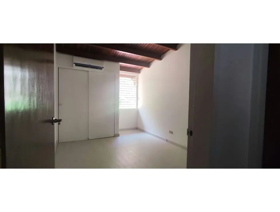 CASA PARA REMODELAR EN CALLE CERRADA LOMAS DE LA TRINIDAD - 13
