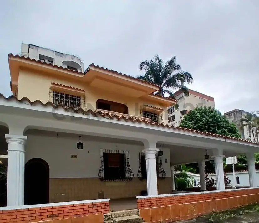 Alquiler de Casa Comercial