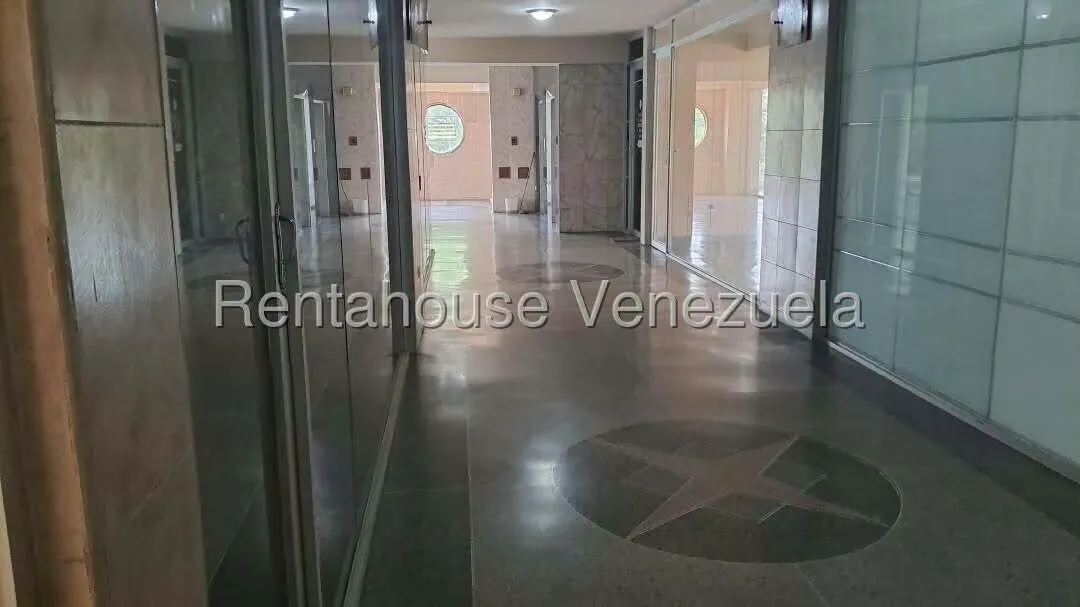 Local Comercial en Alquiler en Avenida Bolivar Norte, Carabobo - 14