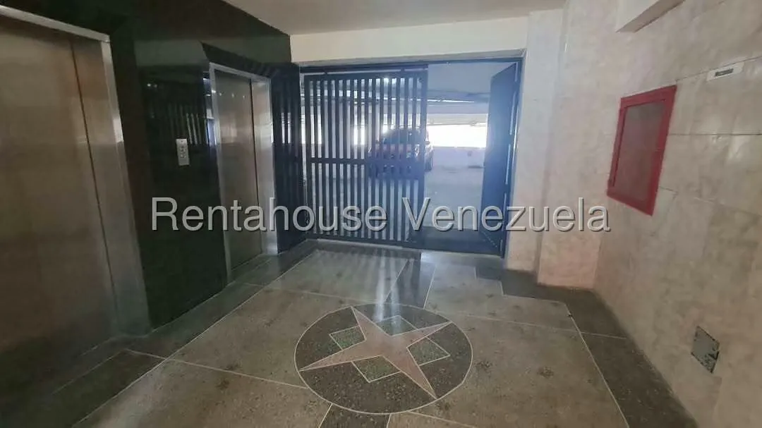 Local Comercial en Alquiler en Avenida Bolivar Norte, Carabobo - 18