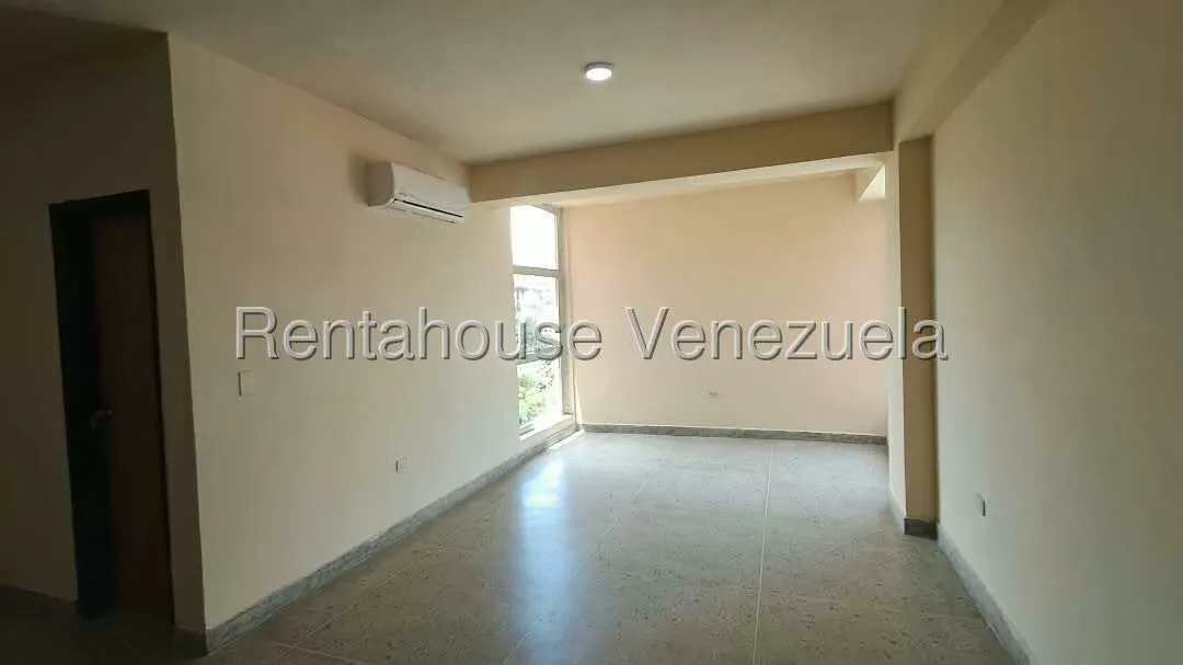 Local Comercial en Alquiler en Avenida Bolivar Norte, Carabobo - 7