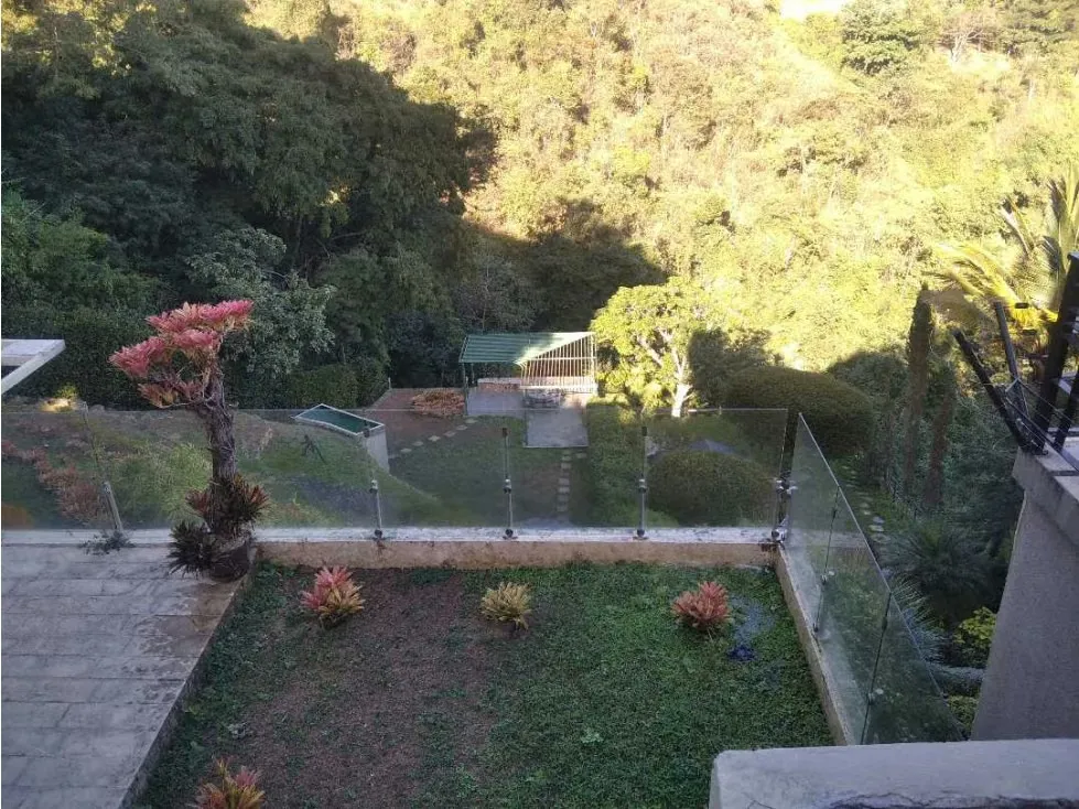 Venta Amplia casa amoblada 447m2 5h/6b/4p. Vizcaya. Mun Baruta - 5