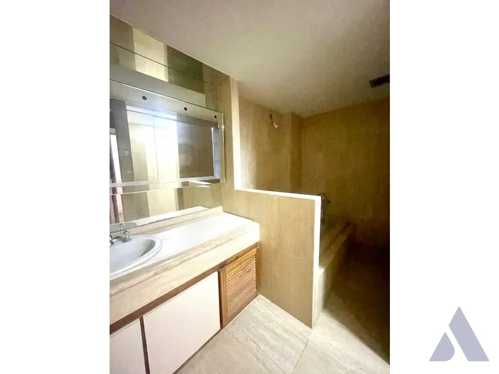 Vendo apartamento duplex 400m2 4h/5b/4p Lomas de San Román 6915 - 11
