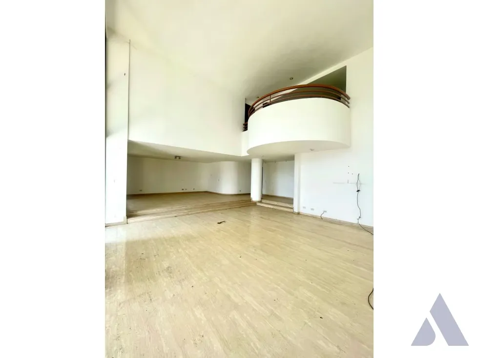 Vendo apartamento duplex 400m2 4h/5b/4p Lomas de San Román 6915 - 4
