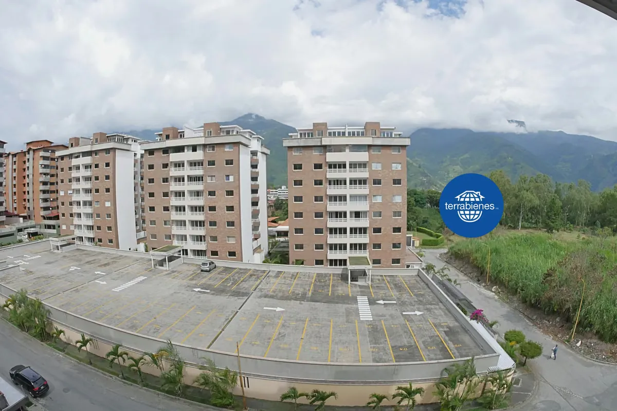 Apartamento #2 en Av. Las Américas -Sector El Rosario - 5