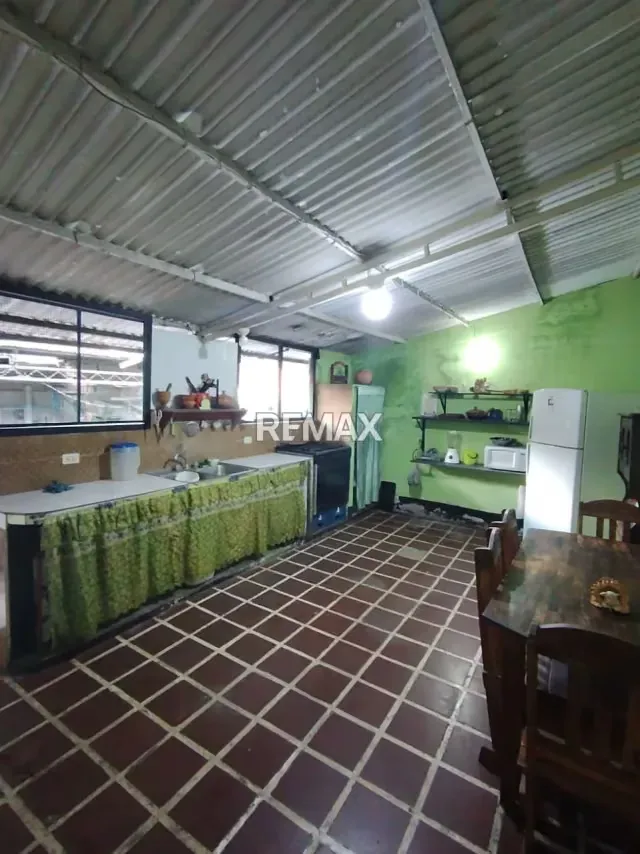 Casa doble propósito en Cordero - 5