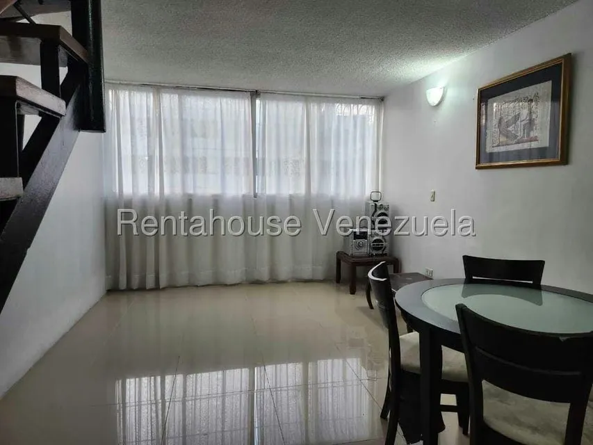 Apartamento (1 Nivel) en Alquiler en Almarriera, Lara - 9