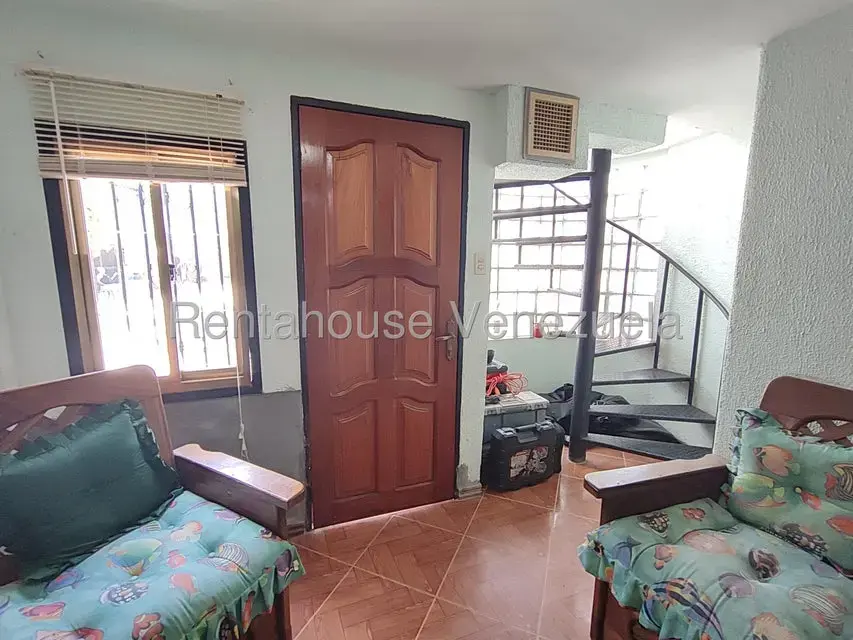 Townhouse (Duplex) en Venta en El Playon, Aragua - 14