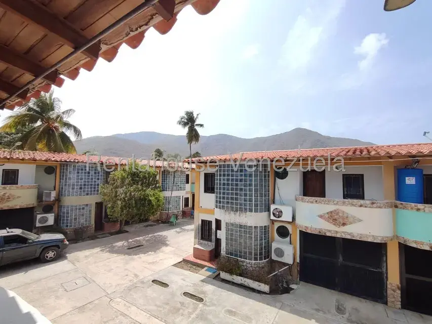 Townhouse (Duplex) en Venta en El Playon, Aragua - 31