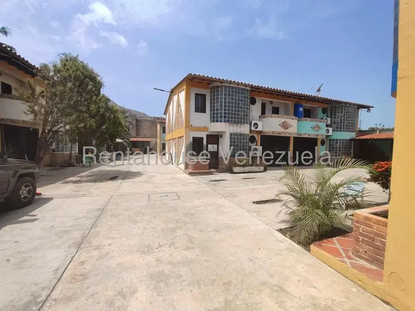 Townhouse (Duplex) en Venta en El Playon, Aragua - 32