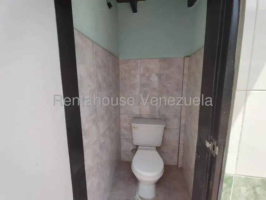 Townhouse (Duplex) en Venta en El Playon, Aragua - 34