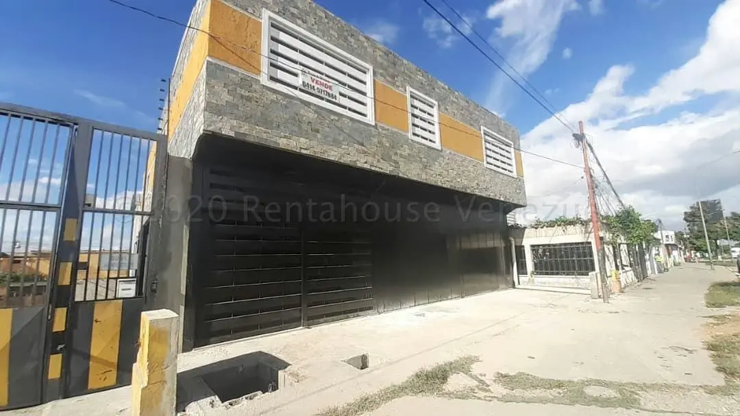 Edificio en Venta en Avenida Libertador, Lara - 4