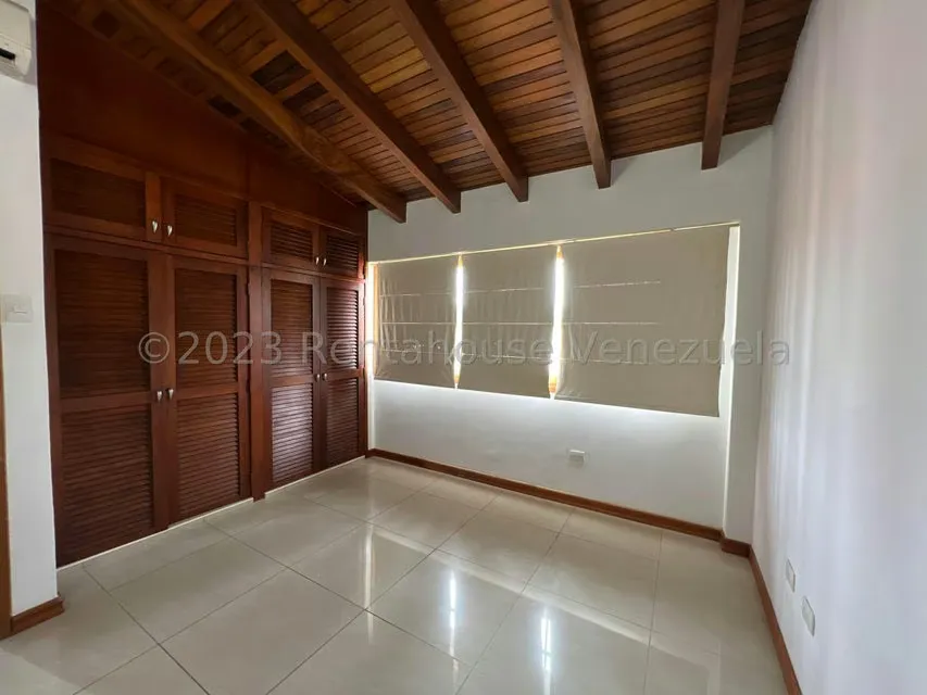 Casa (Duplex) en Venta en El Parral, Lara - 35