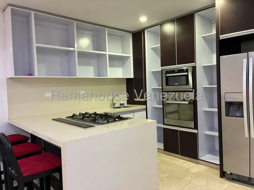 Townhouse (Duplex) en Alquiler en Calle Piar, Zulia - 3