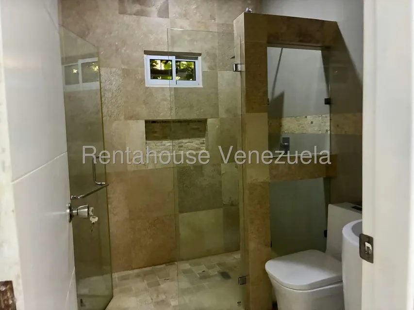 Townhouse (Duplex) en Alquiler en Calle Piar, Zulia - 9
