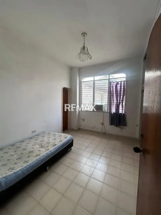 Espaciosa Casa en Alquiler en el Oeste de Barquisimeto - Planta Baja - 9