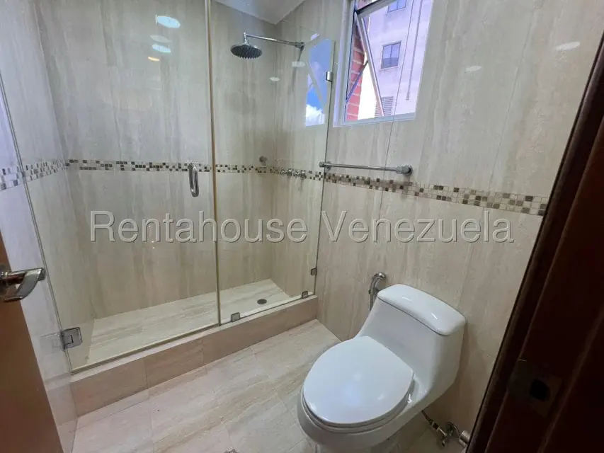 Apartamento (1 Nivel) en Venta en Miranda, Distrito Metropolitano - 33