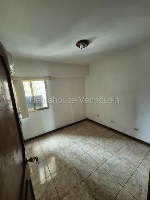 Apartamento (1 Nivel) en Venta en Parroquia San Jose, Distrito Metropolitano - 11