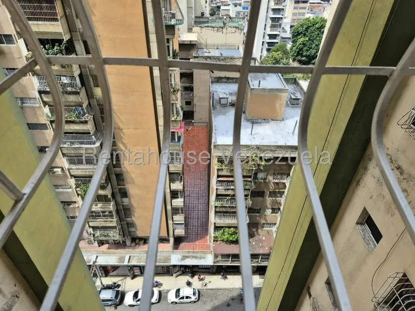Apartamento (1 Nivel) en Venta en Parroquia San Jose, Distrito Metropolitano - 6